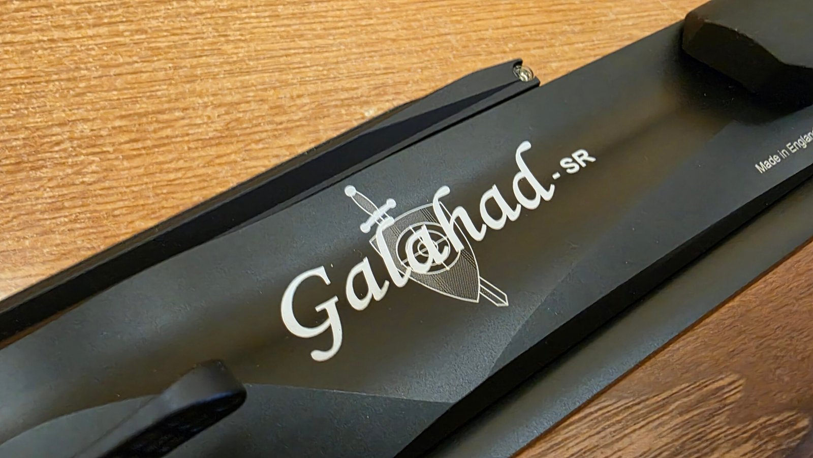 Senapan Air Arms .22 Galahad Walnut (5)