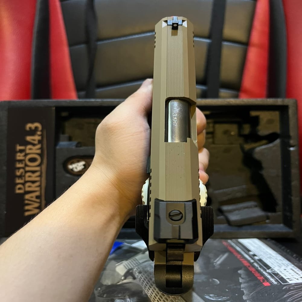Tokyo Marui Desert Warrior 4.3 GBB Airsoft – Gas Blowback Pistol 6mm Semi Auto (10)